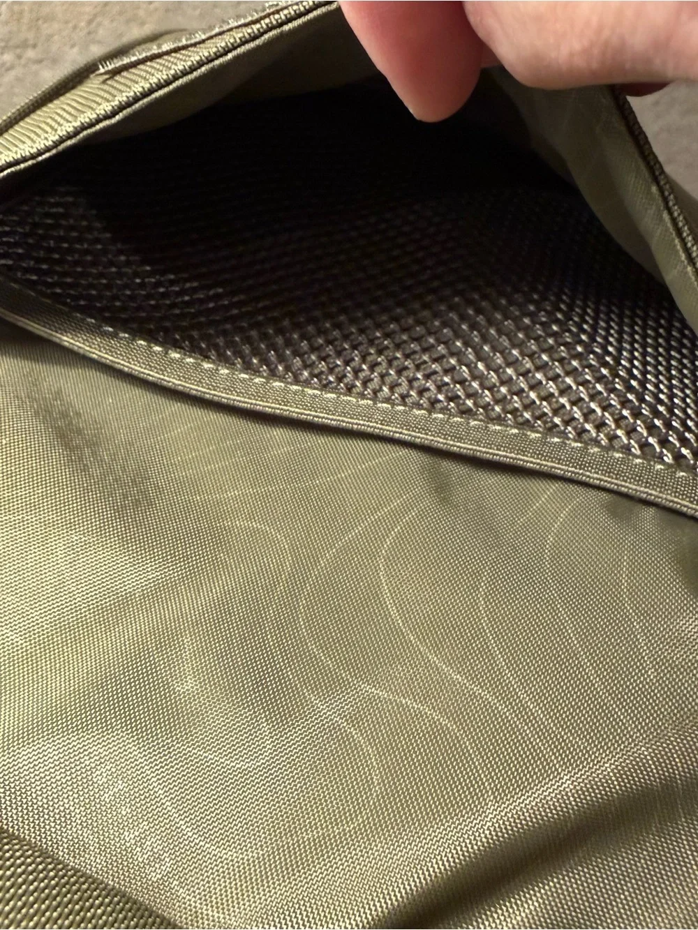 INCASE Olive Green Laptop 13